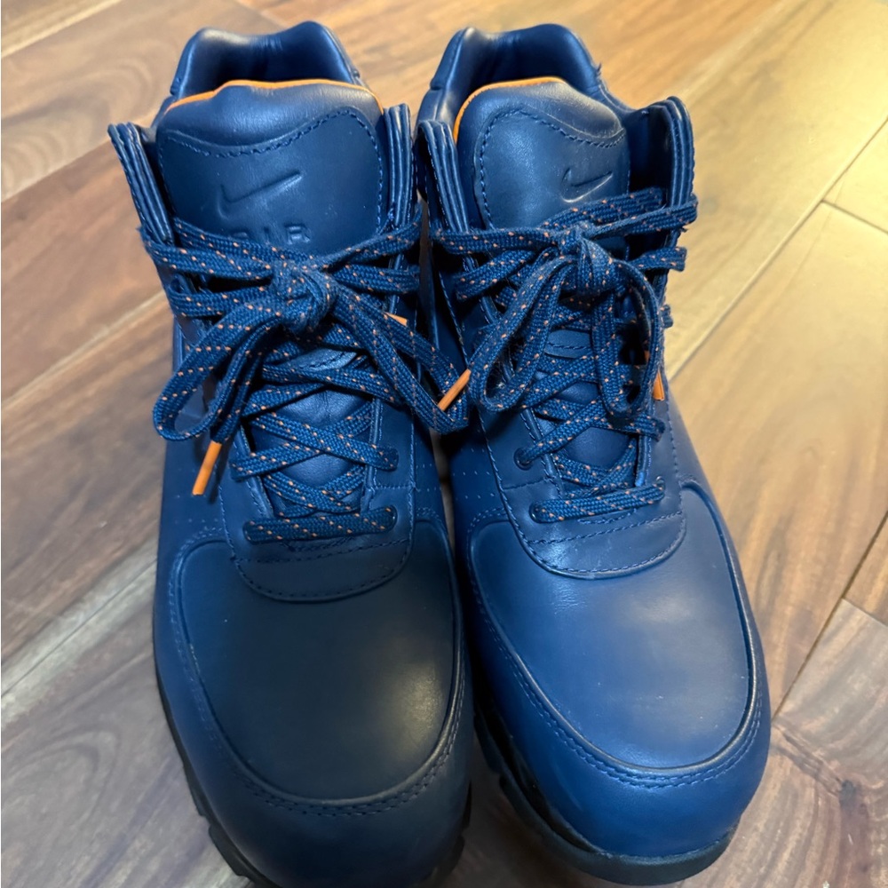 Nike ACG Men's Blue and Orange Boots